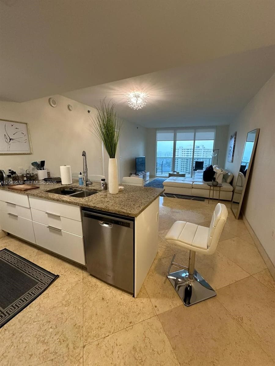 BEACH CLUB THREE CONDO · #1606 in Hallandale Beach - Photo 11