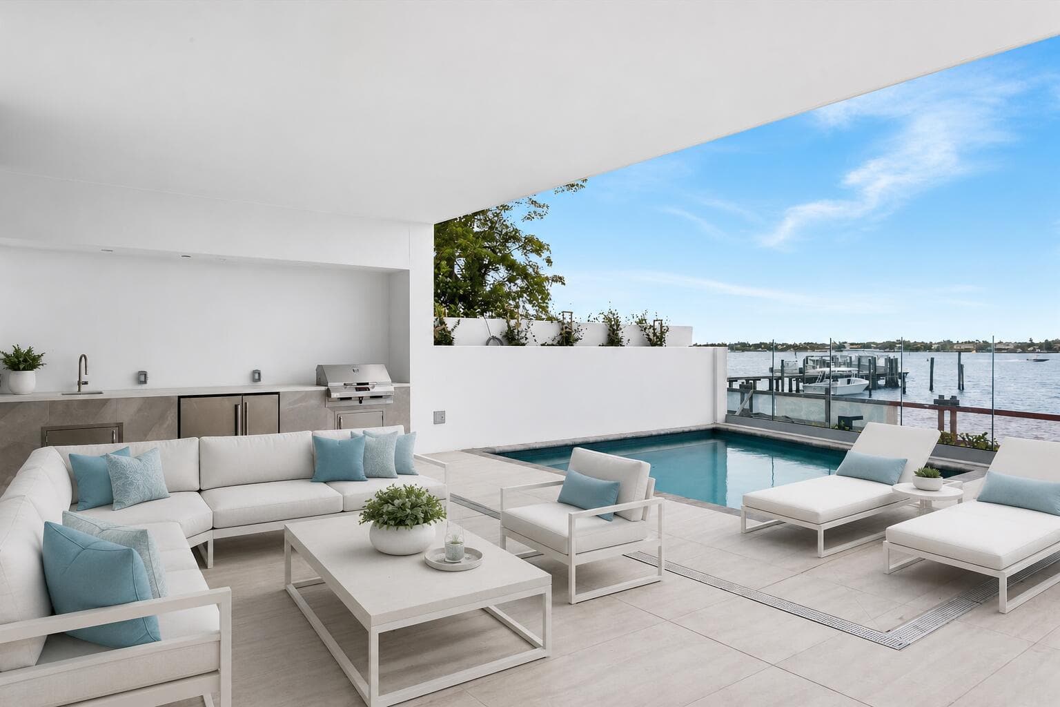 Private Pool/Patio