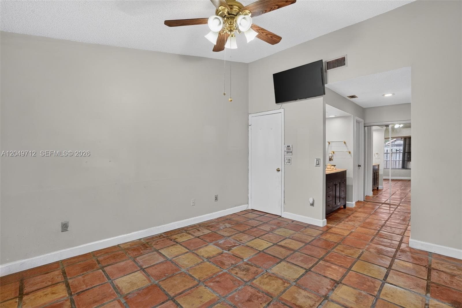 LKS OF MEADOW VILG HOMES · #F in Miami - Photo 18