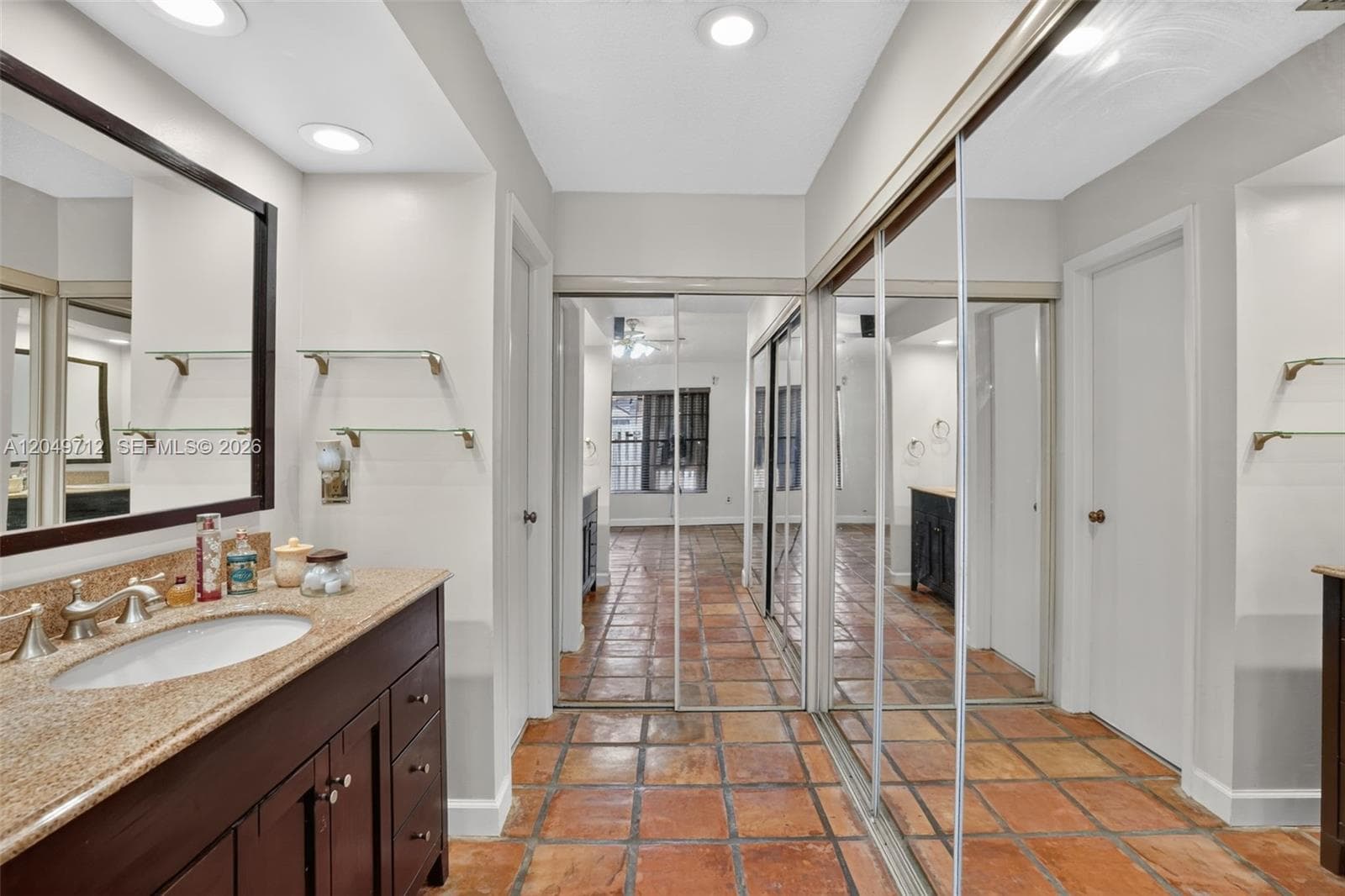 LKS OF MEADOW VILG HOMES · #F in Miami - Photo 19