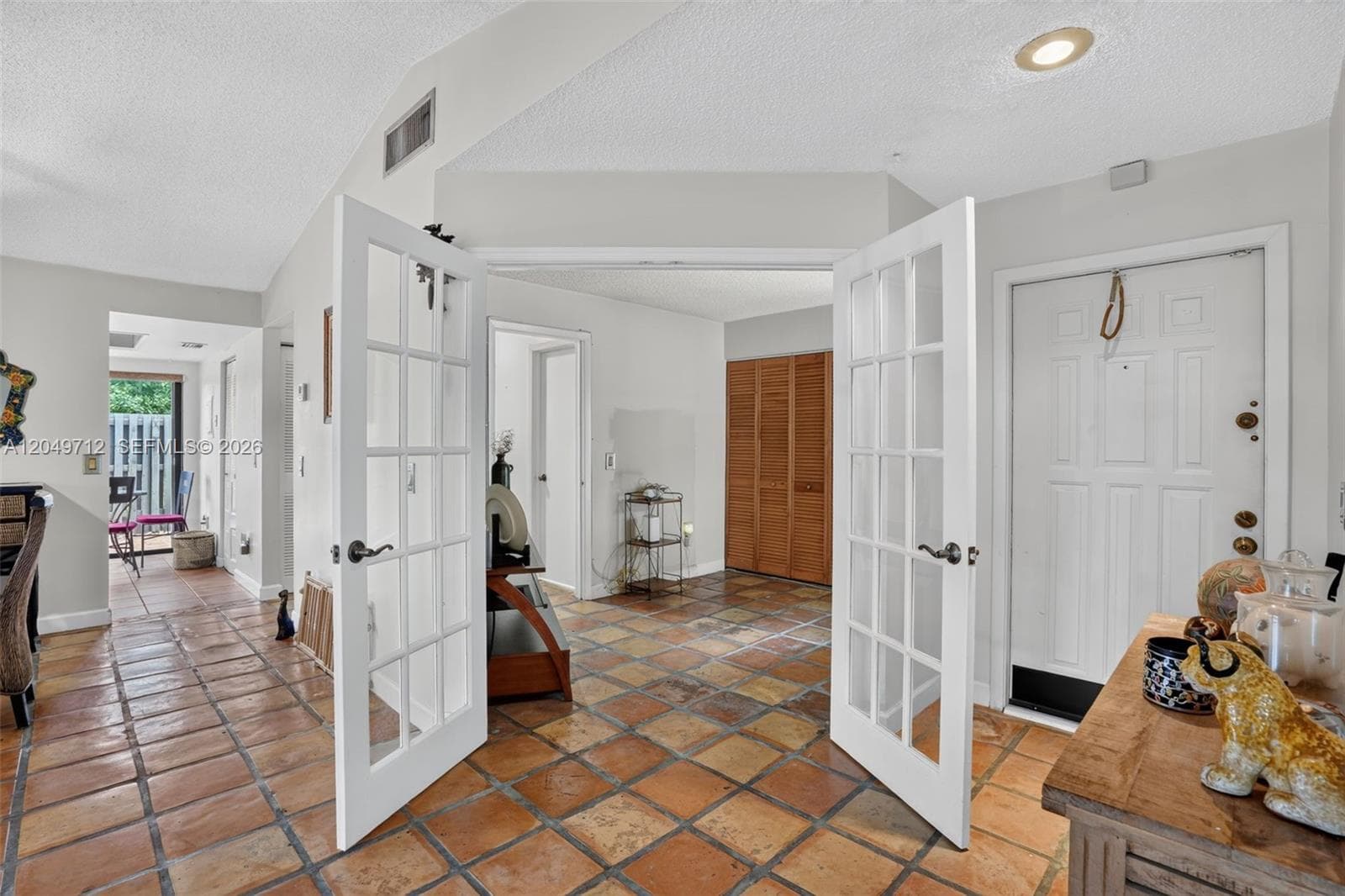 LKS OF MEADOW VILG HOMES · #F in Miami - Photo 29