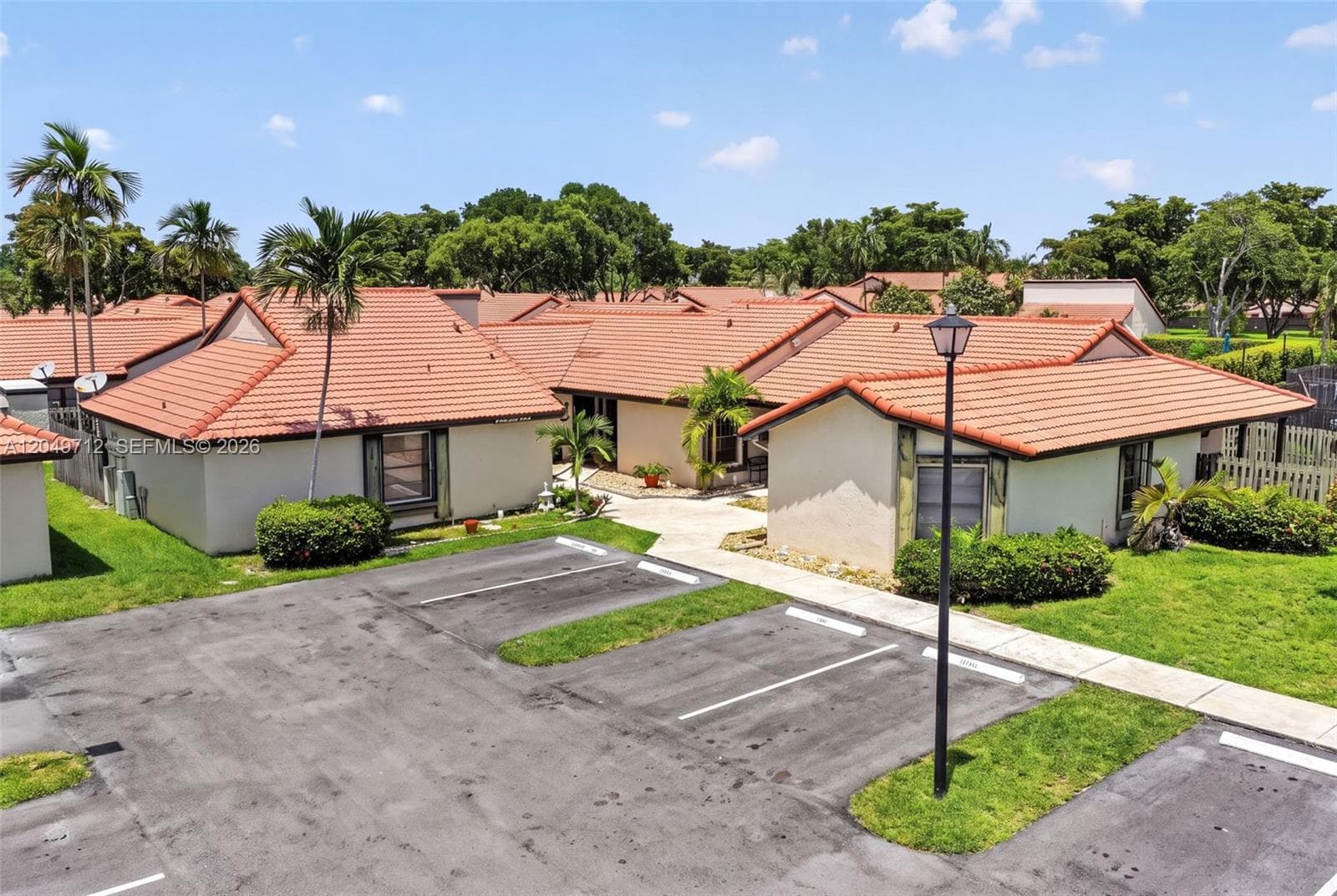 LKS OF MEADOW VILG HOMES · #F in Miami - Photo 8