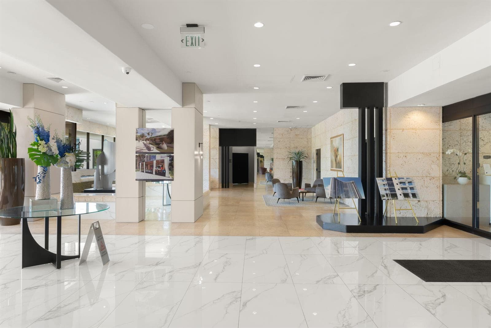 29-web-or-mls-1000 E Island Blvd 305, Av