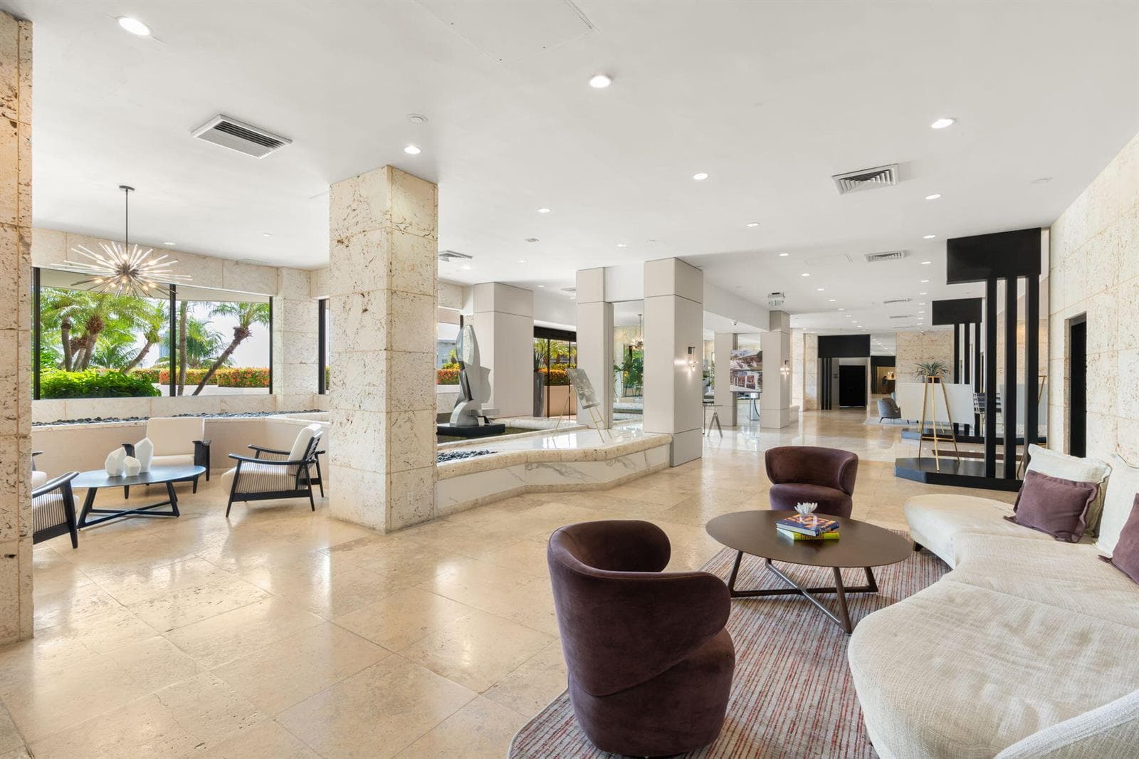 30-web-or-mls-1000 E Island Blvd 305, Av