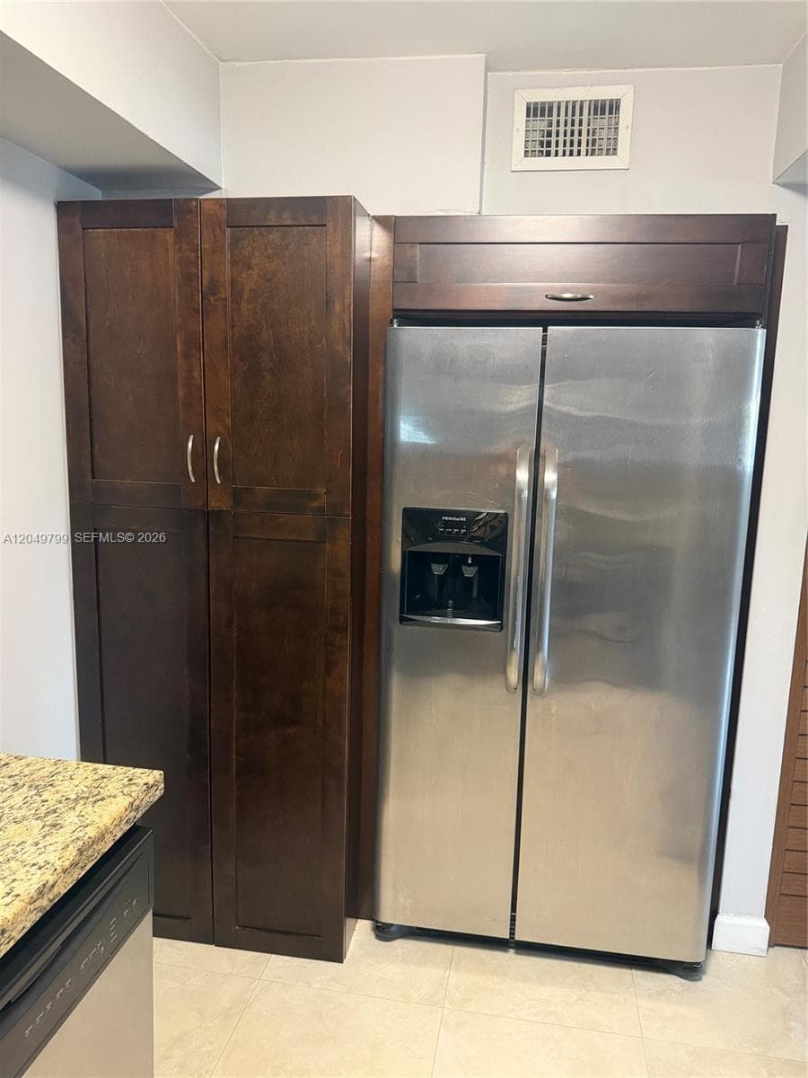 WATERVIEW CONDO · #8-102 in Miami - Photo 8