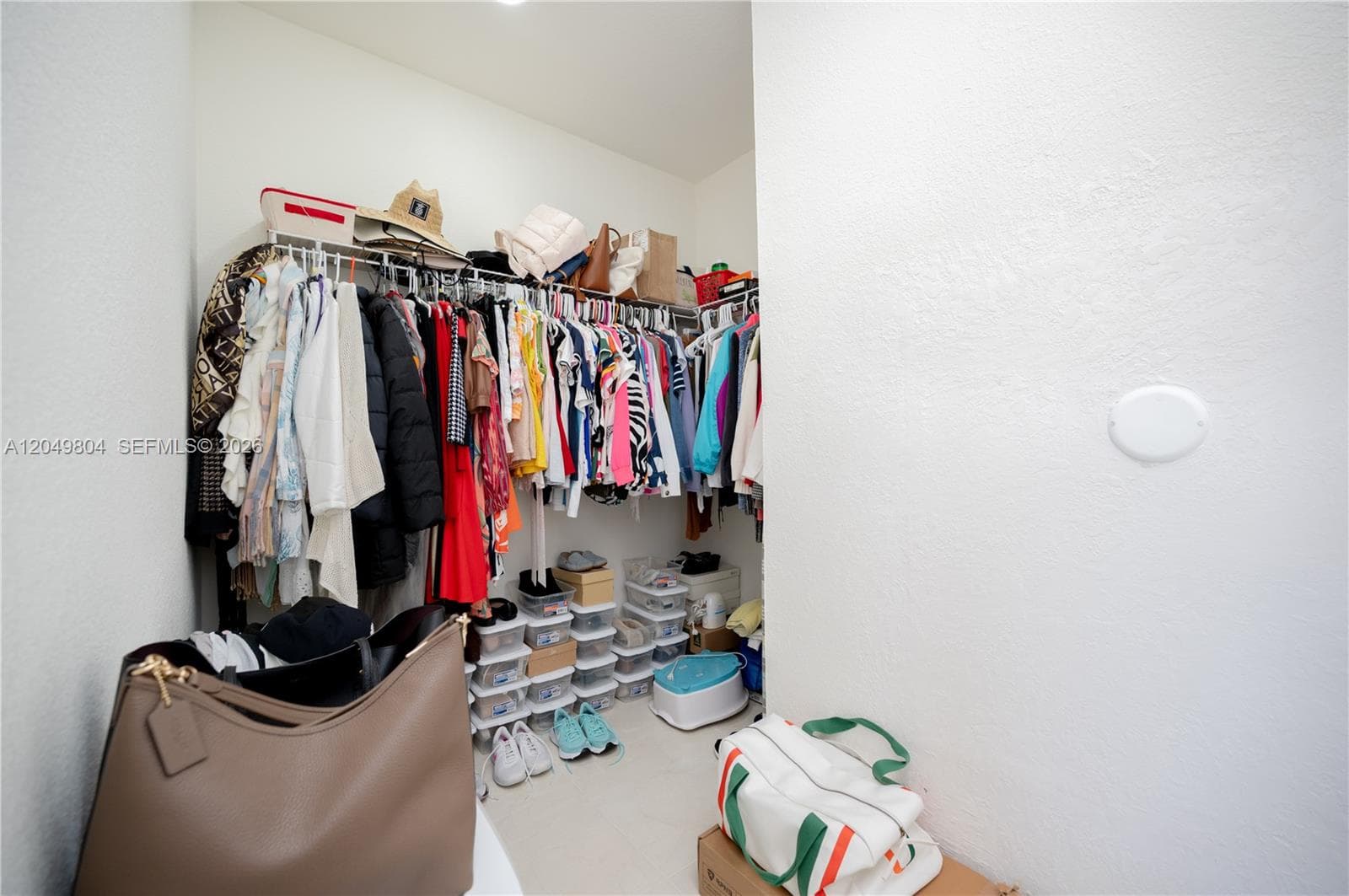 1046 NE 17th Ter photo 21