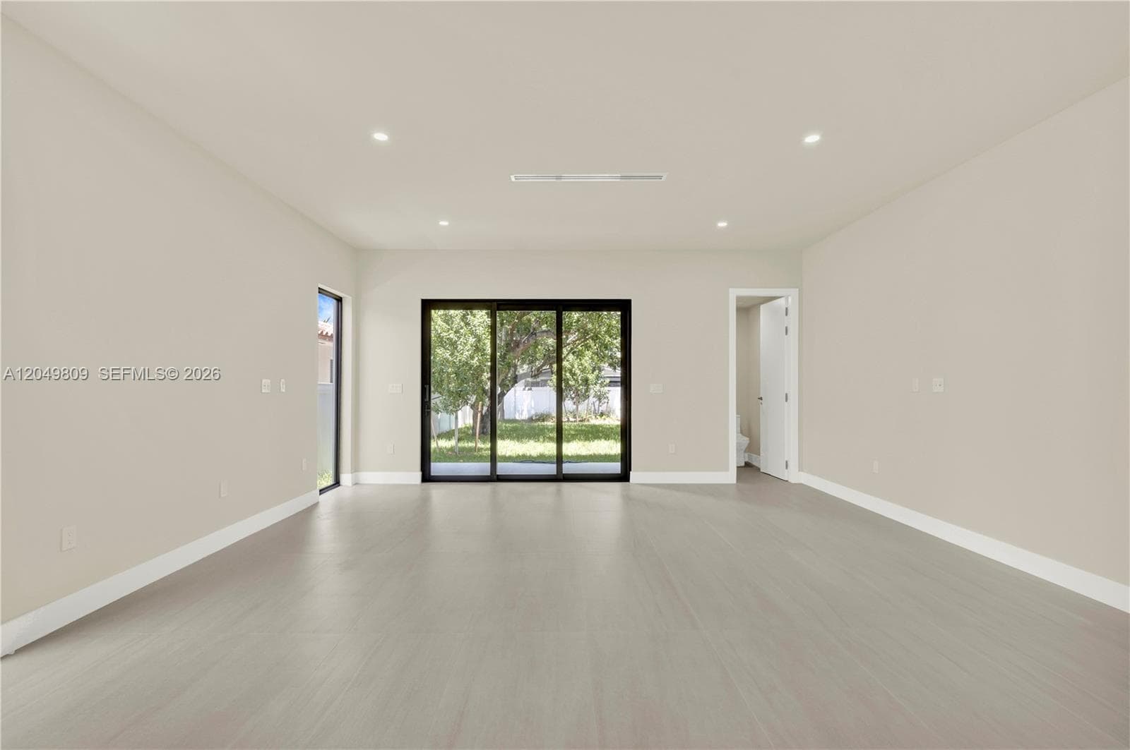 SARA VILLAS I CONDOMINIUM · #2887 in Miami - Photo 12
