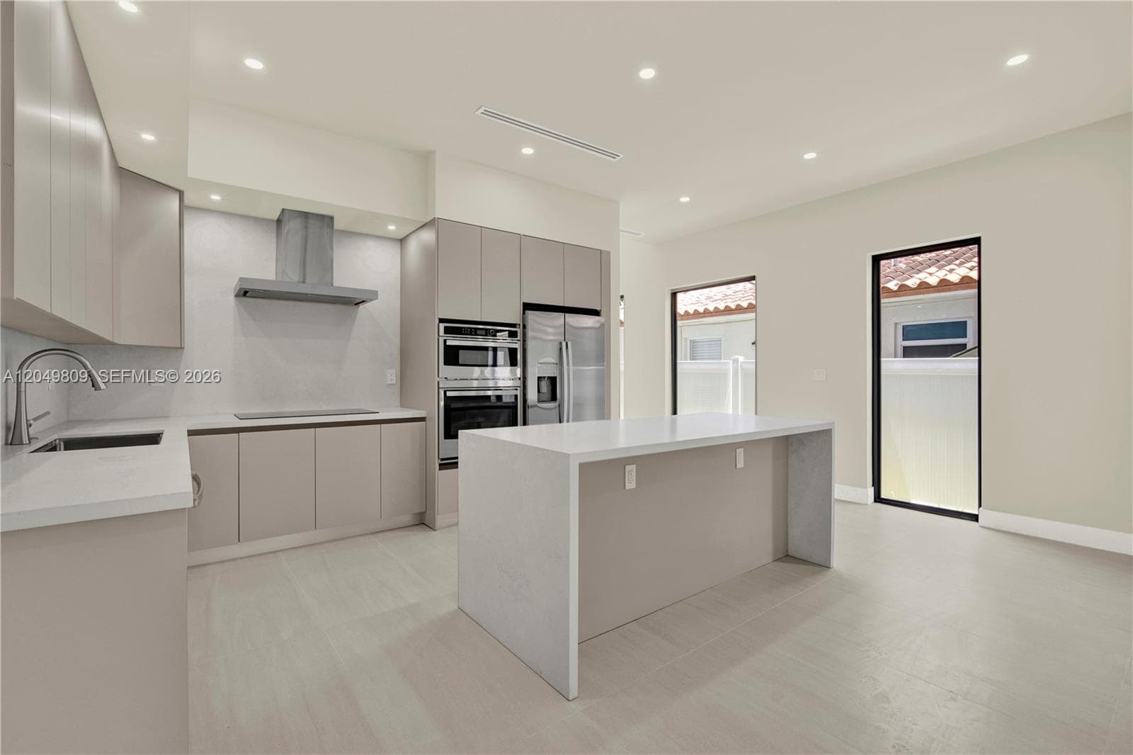SARA VILLAS I CONDOMINIUM · #2887 in Miami - Photo 7