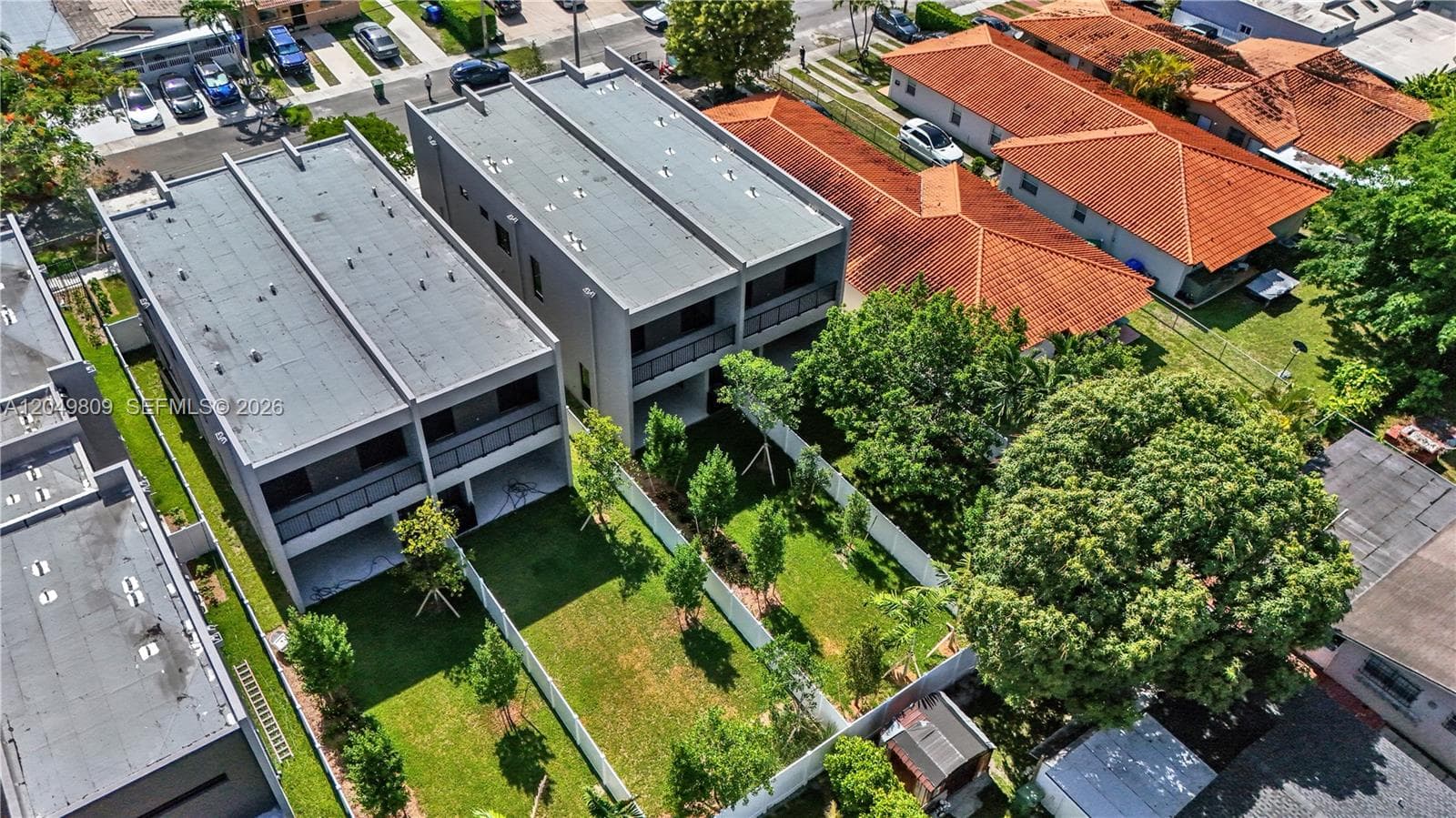 SARA VILLAS I CONDOMINIUM · #2887 in Miami - Photo 60