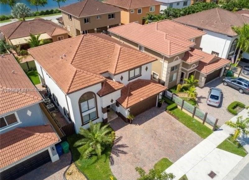 16588 SW 44 Street photo 2