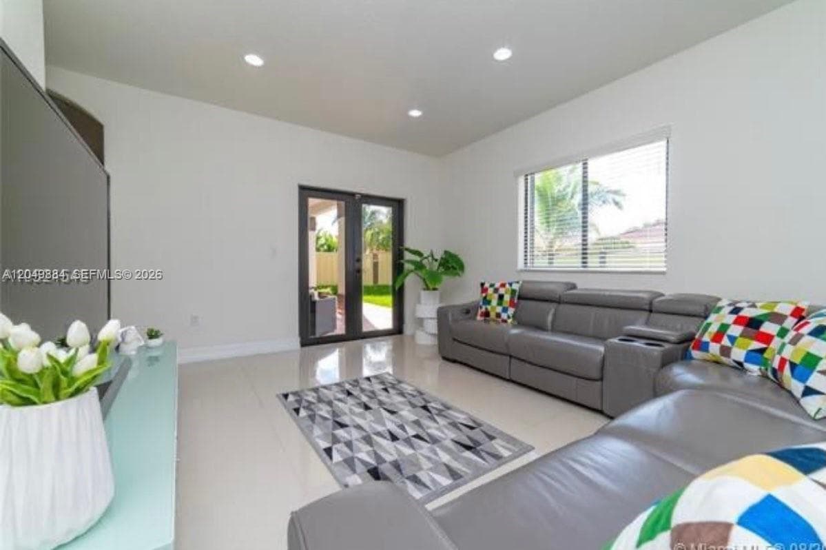 16588 SW 44 Street photo 12