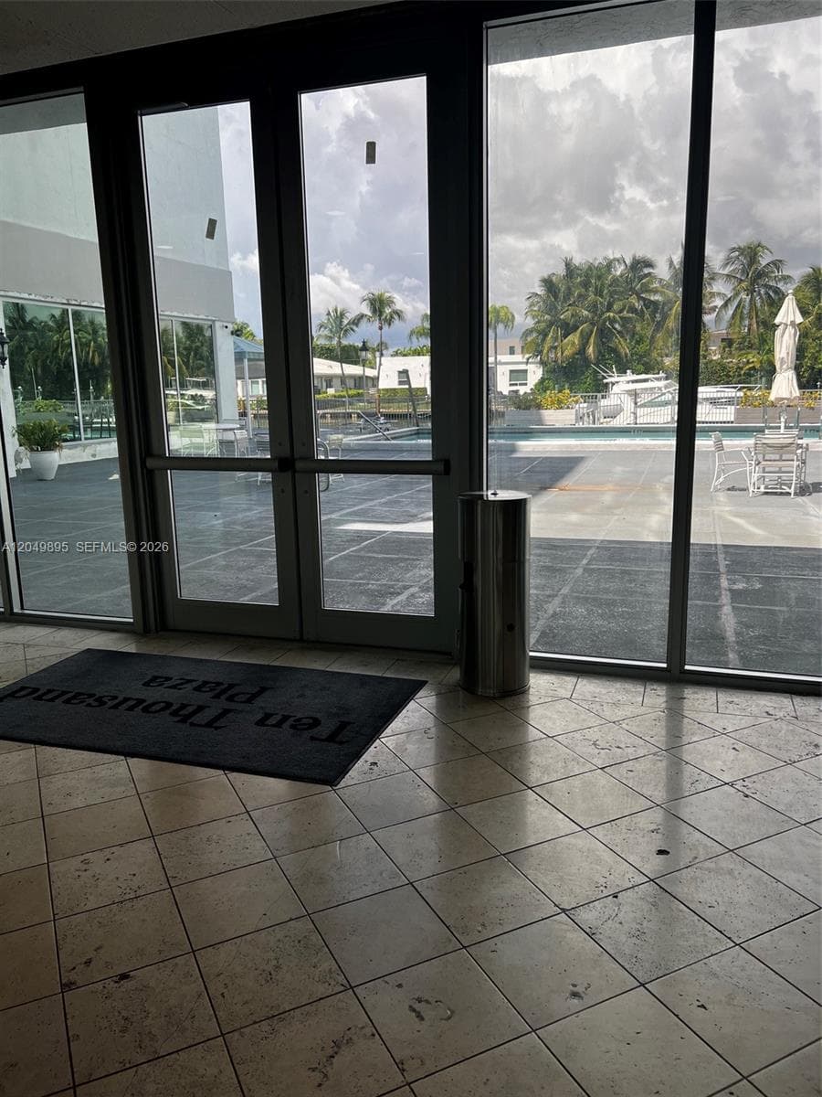 10000 PLAZA CONDO-NORTH T · #PH4 in Bay Harbor Islands - Photo 23