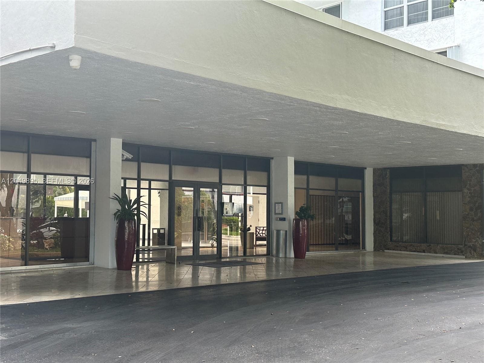 10000 PLAZA CONDO-NORTH T · #PH4 in Bay Harbor Islands - Photo 3