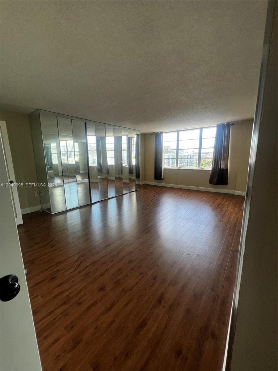 10000 PLAZA CONDO-NORTH T · #PH4 in Bay Harbor Islands - Photo 9
