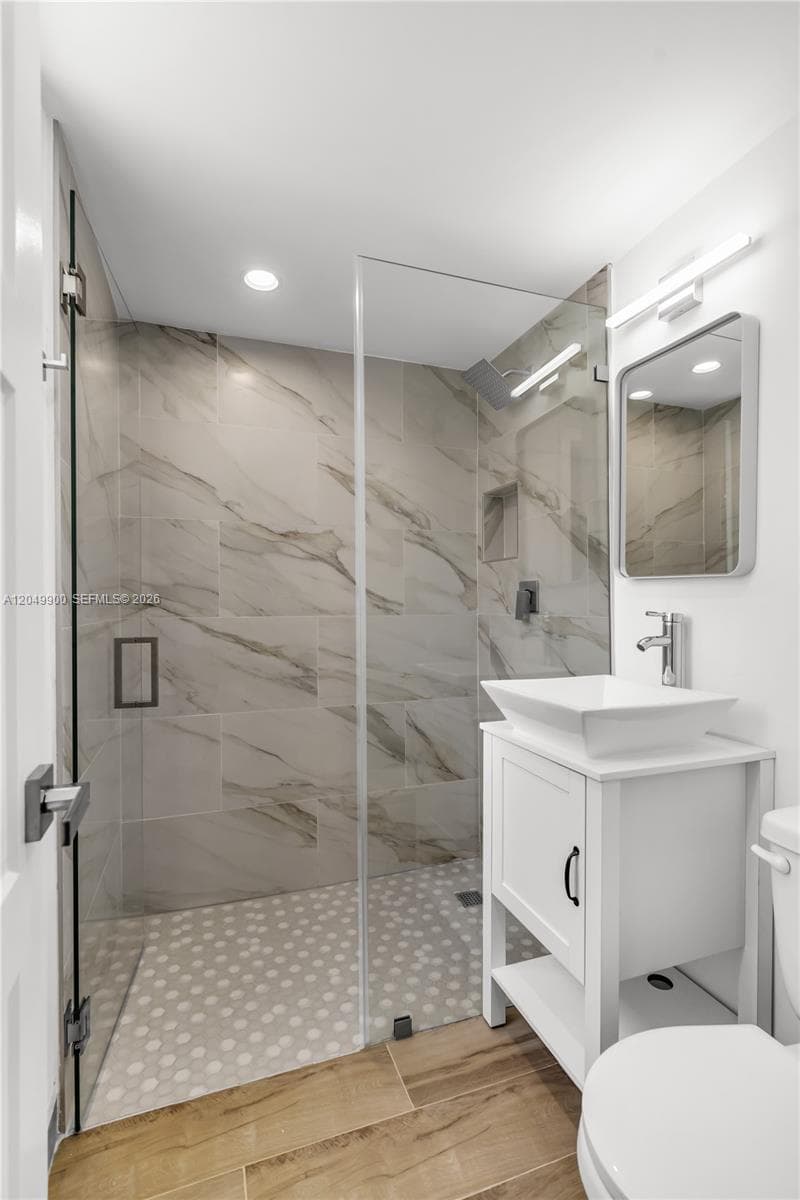AMERICAN TOWNSITE CO · #C7 in South Miami - Photo 6