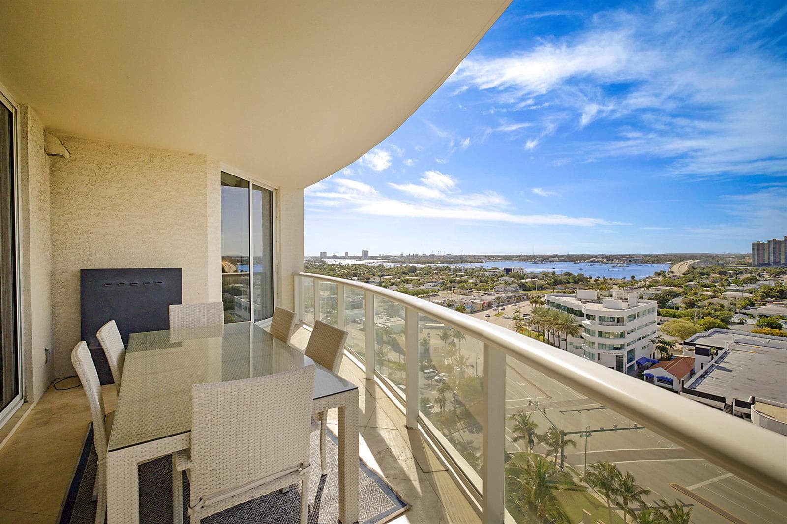 2700 N Ocean Dr 1006 -22
