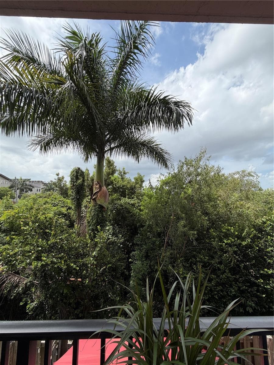 APEX AT PARK CENTRAL COND · #22 in Doral - Photo 12