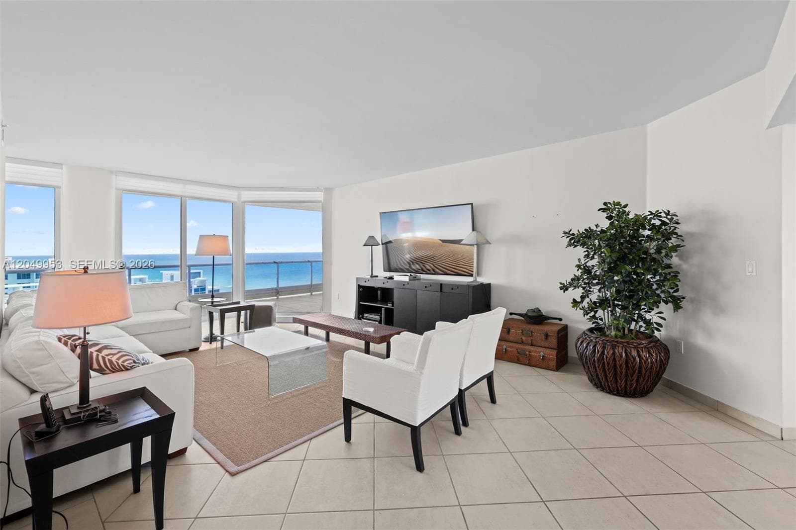 CAPOBELLA CONDO · #1707 in Miami Beach - Photo 3