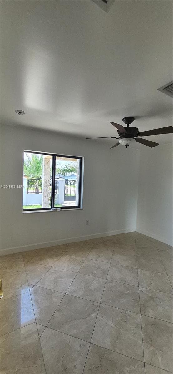 3711 SW 122nd Ave photo 9