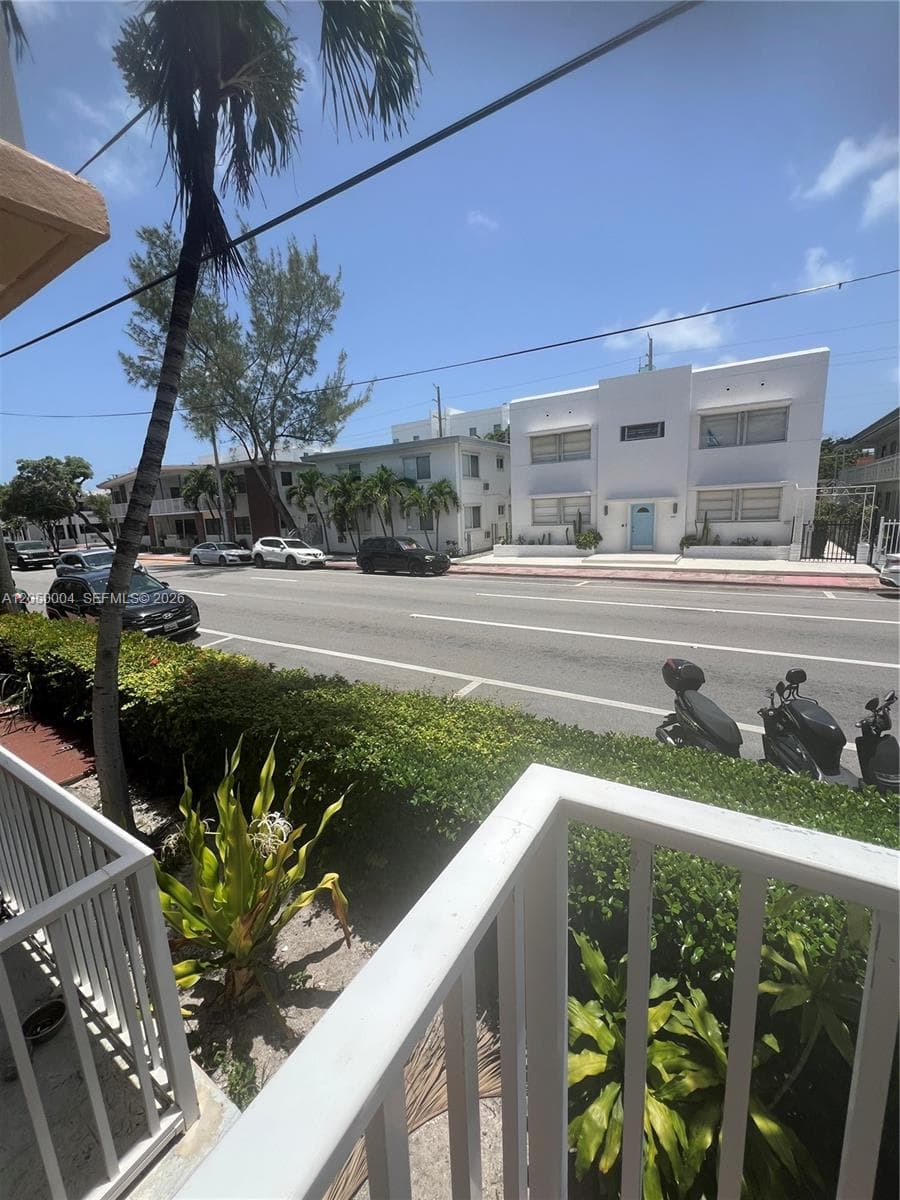 THE WILLIAM LEE CONDO · #9 in Miami Beach - Photo 1