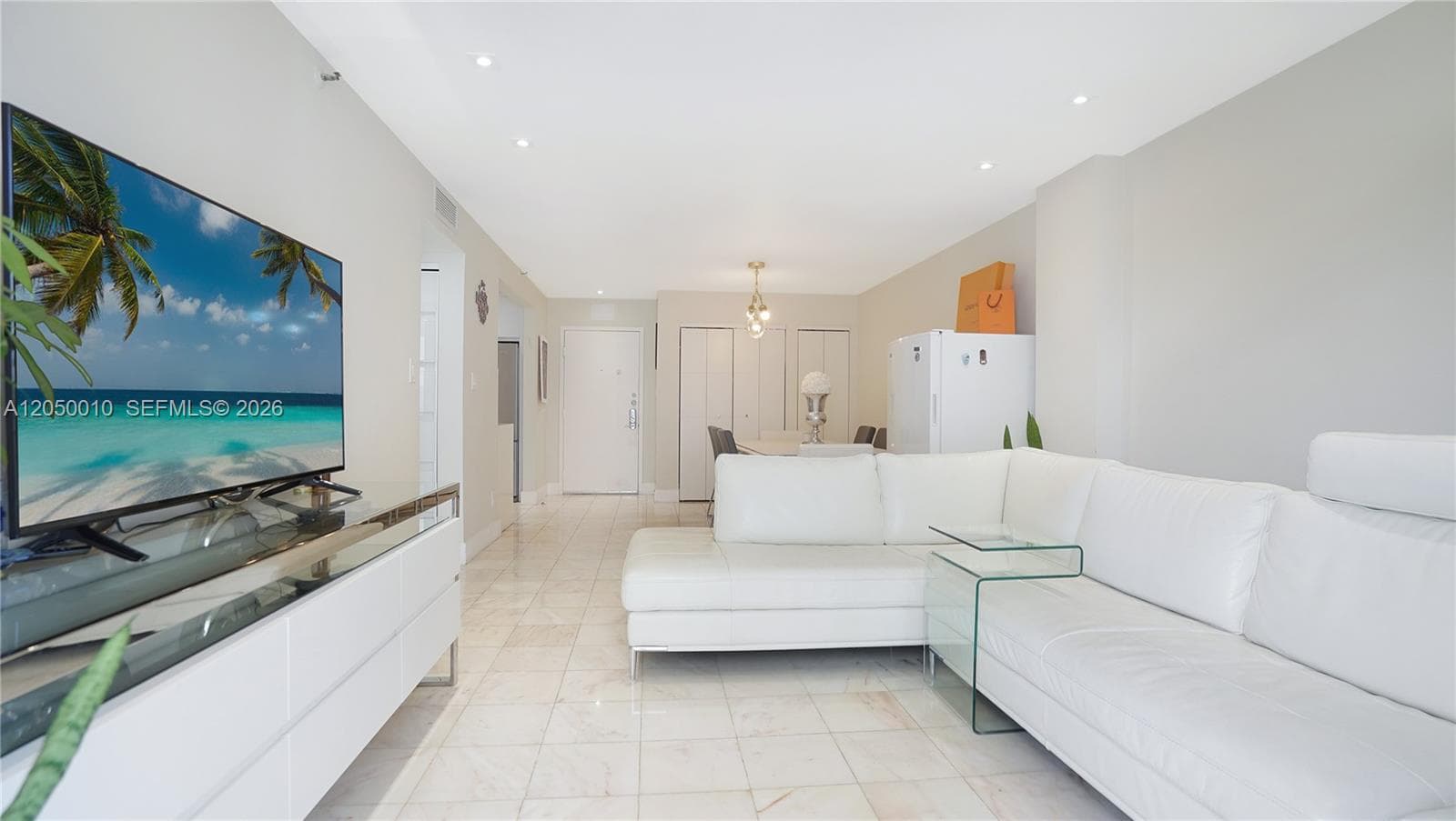 vendome palace condo · #403 in Miami Beach - Photo 2
