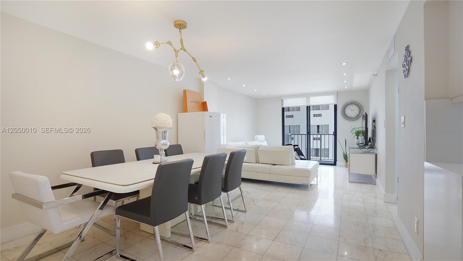 vendome palace condo · #403 in Miami Beach - Photo 1