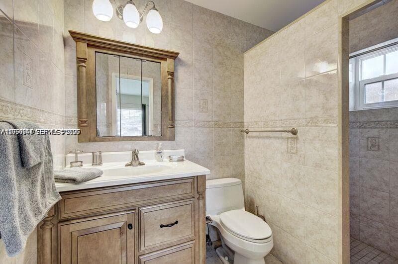 POMPANO PLACE CONDO · #112 in Pompano Beach - Photo 8