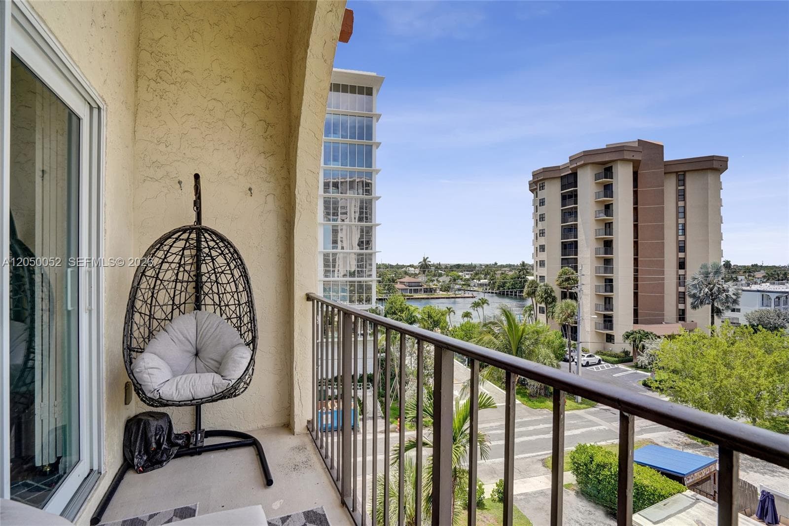 LADO DEL RIO CONDO · #514 in Pompano Beach - Photo 10