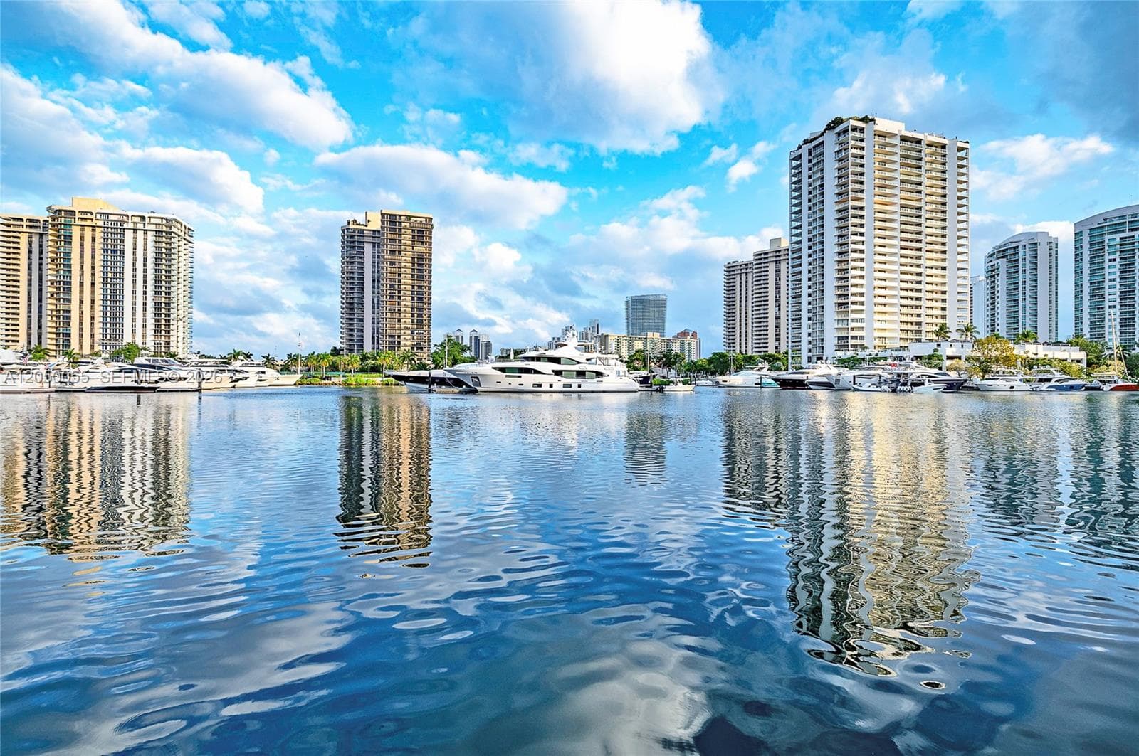 THE YACHT CLUB AT AVENTUR · #8405 in Aventura - Photo 22