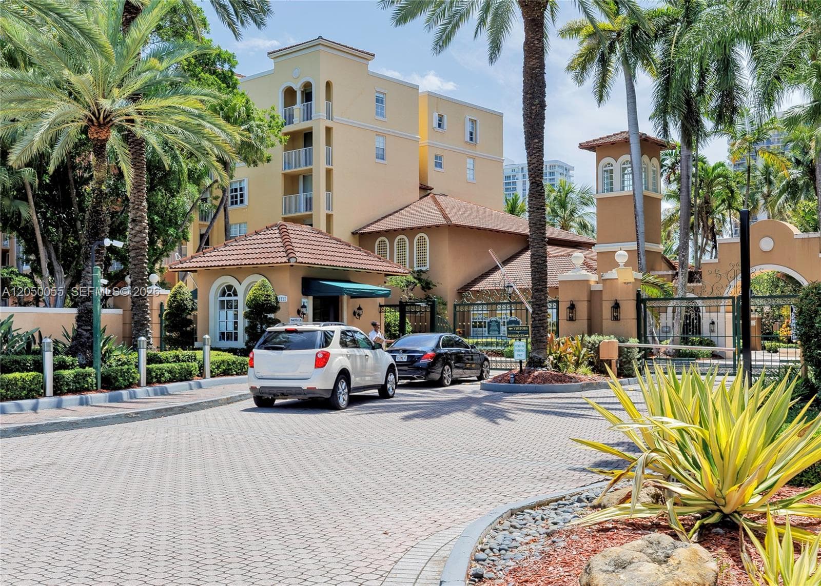 THE YACHT CLUB AT AVENTUR · #8405 in Aventura - Photo 38