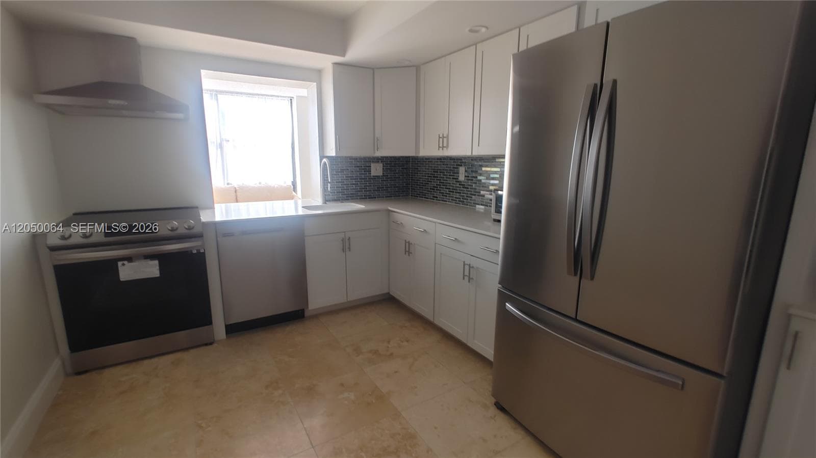 OCEANVIEW PARK CONDO · #125 in Hallandale Beach - Photo 2