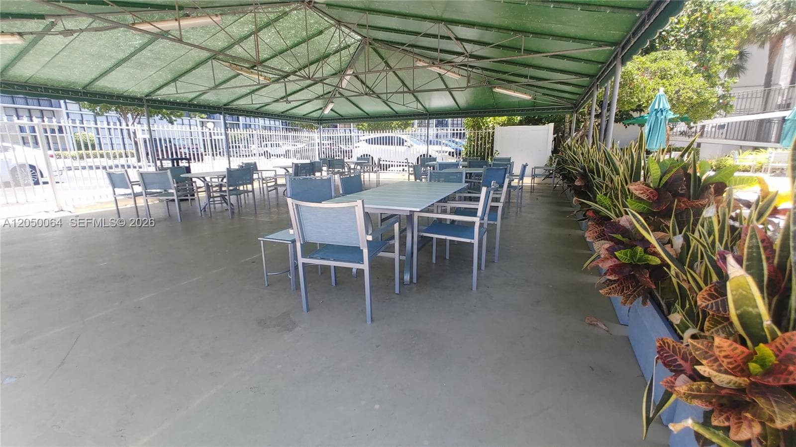 OCEANVIEW PARK CONDO · #125 in Hallandale Beach - Photo 47