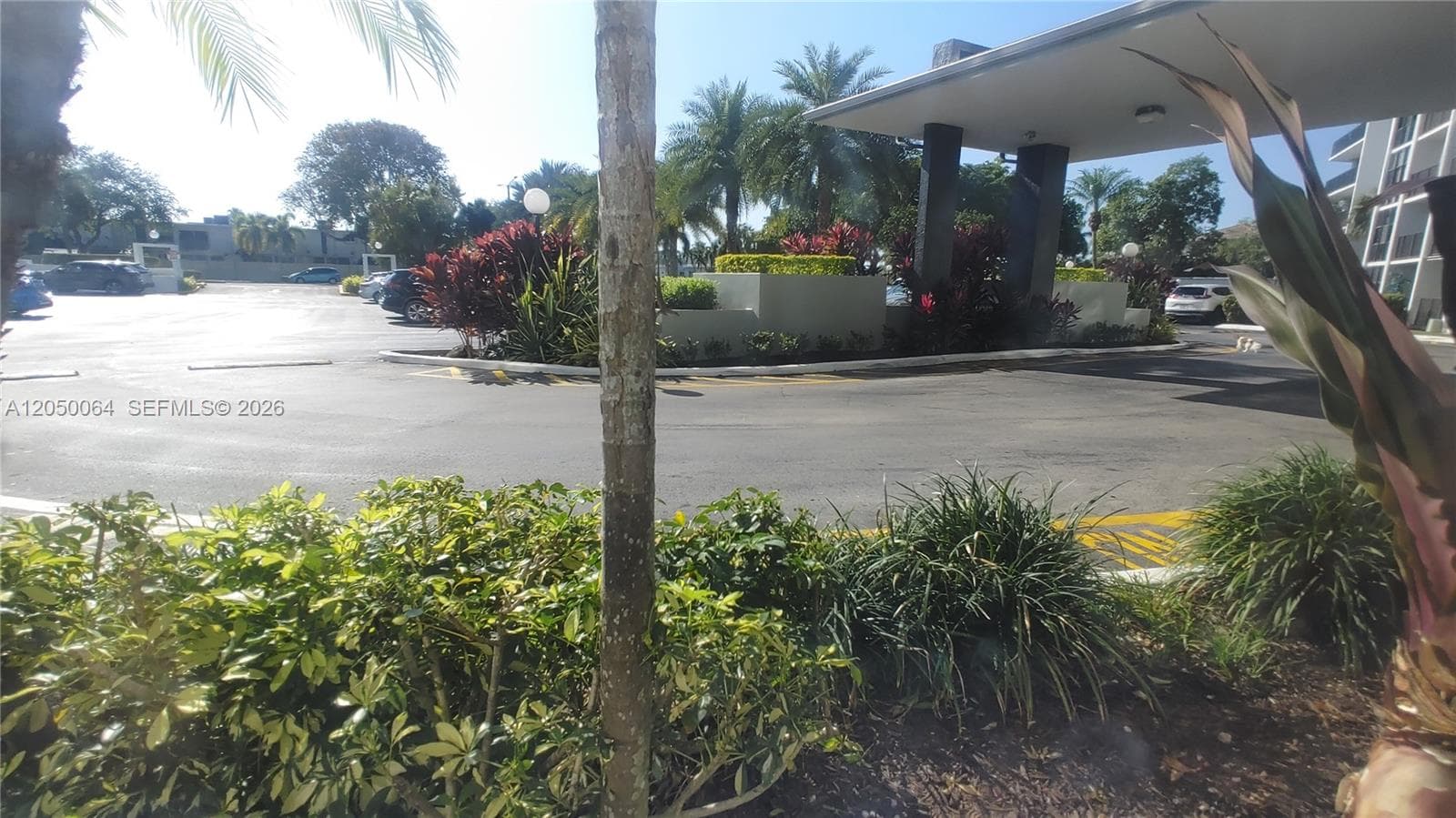 OCEANVIEW PARK CONDO · #125 in Hallandale Beach - Photo 26