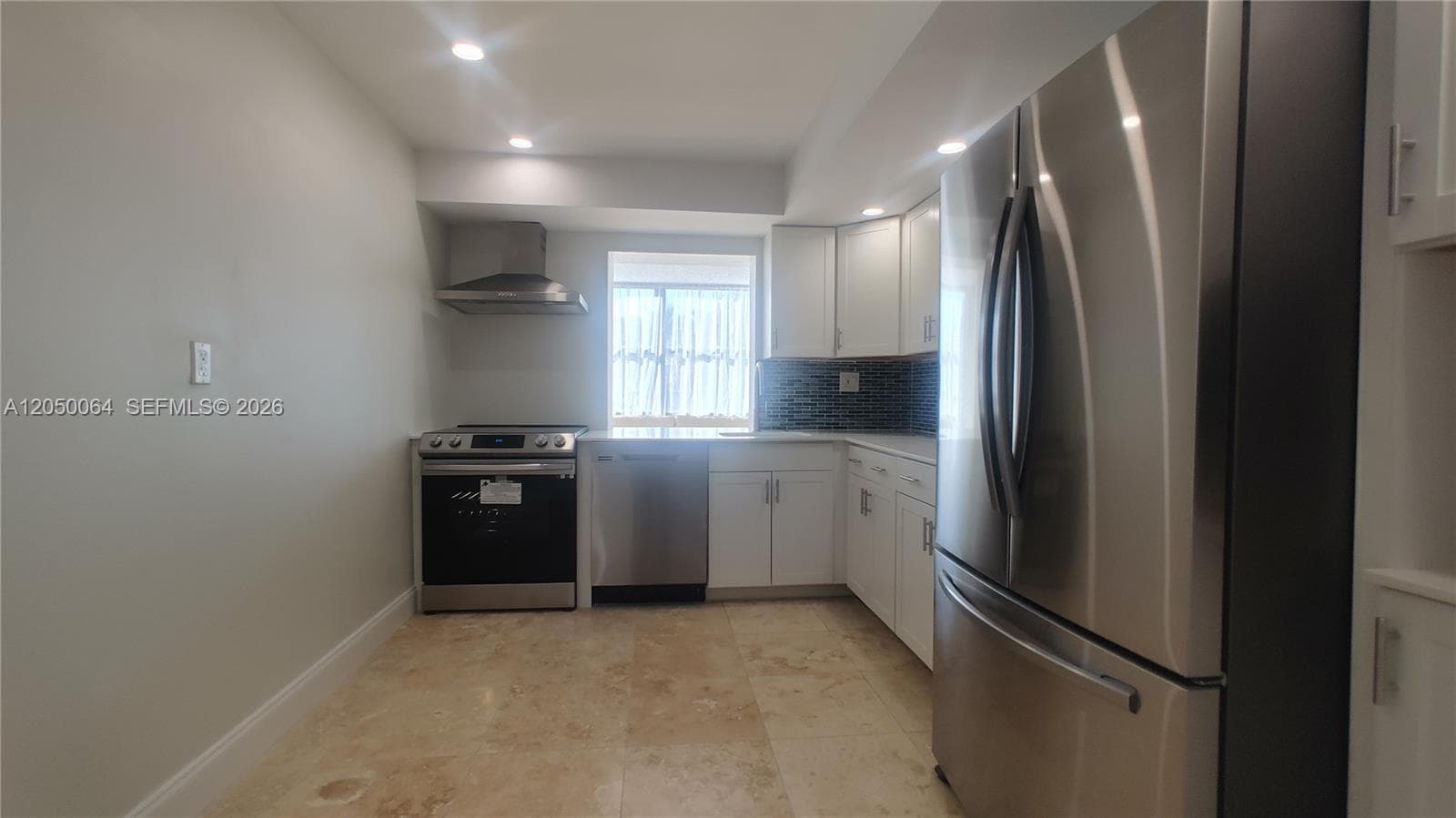 OCEANVIEW PARK CONDO · #125 in Hallandale Beach - Photo 3