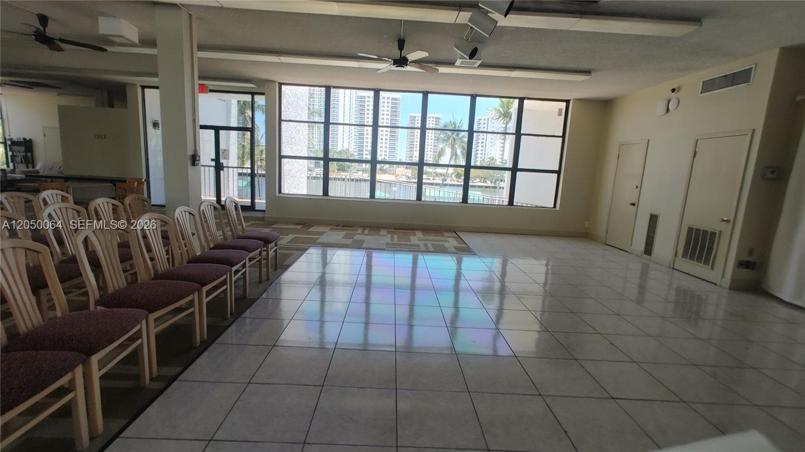 OCEANVIEW PARK CONDO · #125 in Hallandale Beach - Photo 51