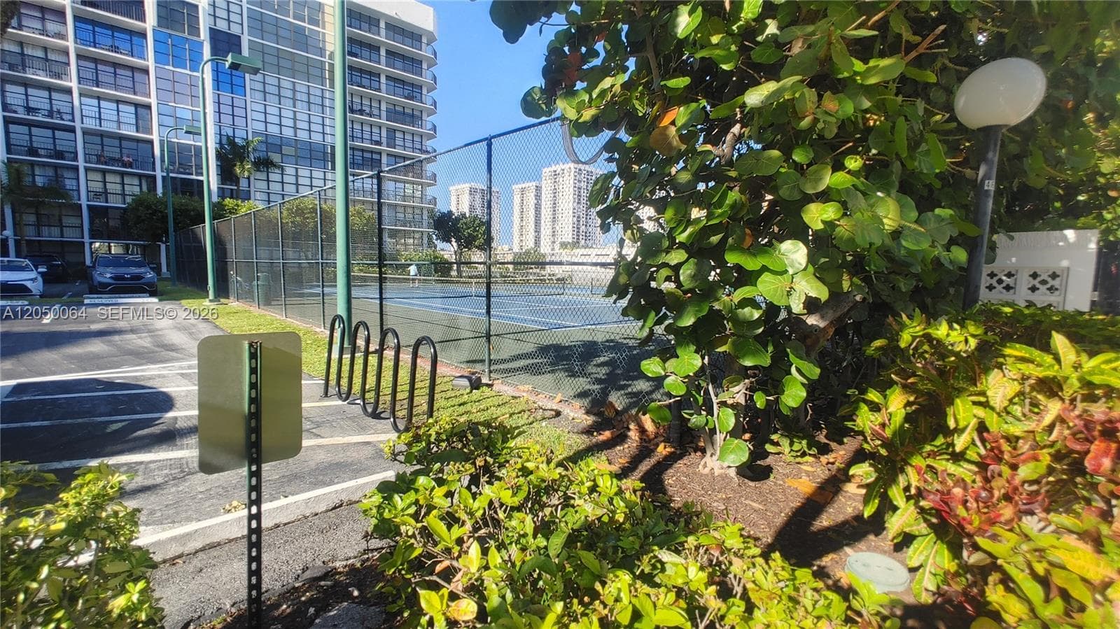 OCEANVIEW PARK CONDO · #125 in Hallandale Beach - Photo 50