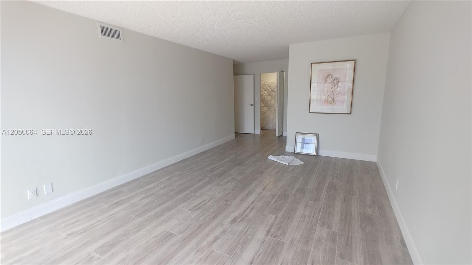 OCEANVIEW PARK CONDO · #125 in Hallandale Beach - Photo 11