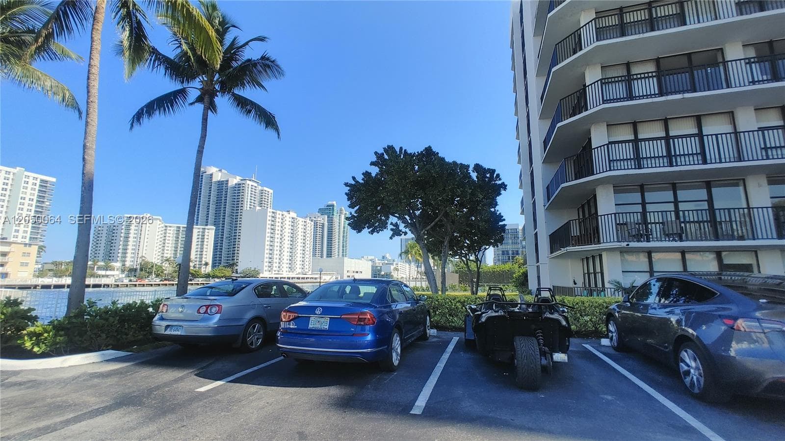 OCEANVIEW PARK CONDO · #125 in Hallandale Beach - Photo 25