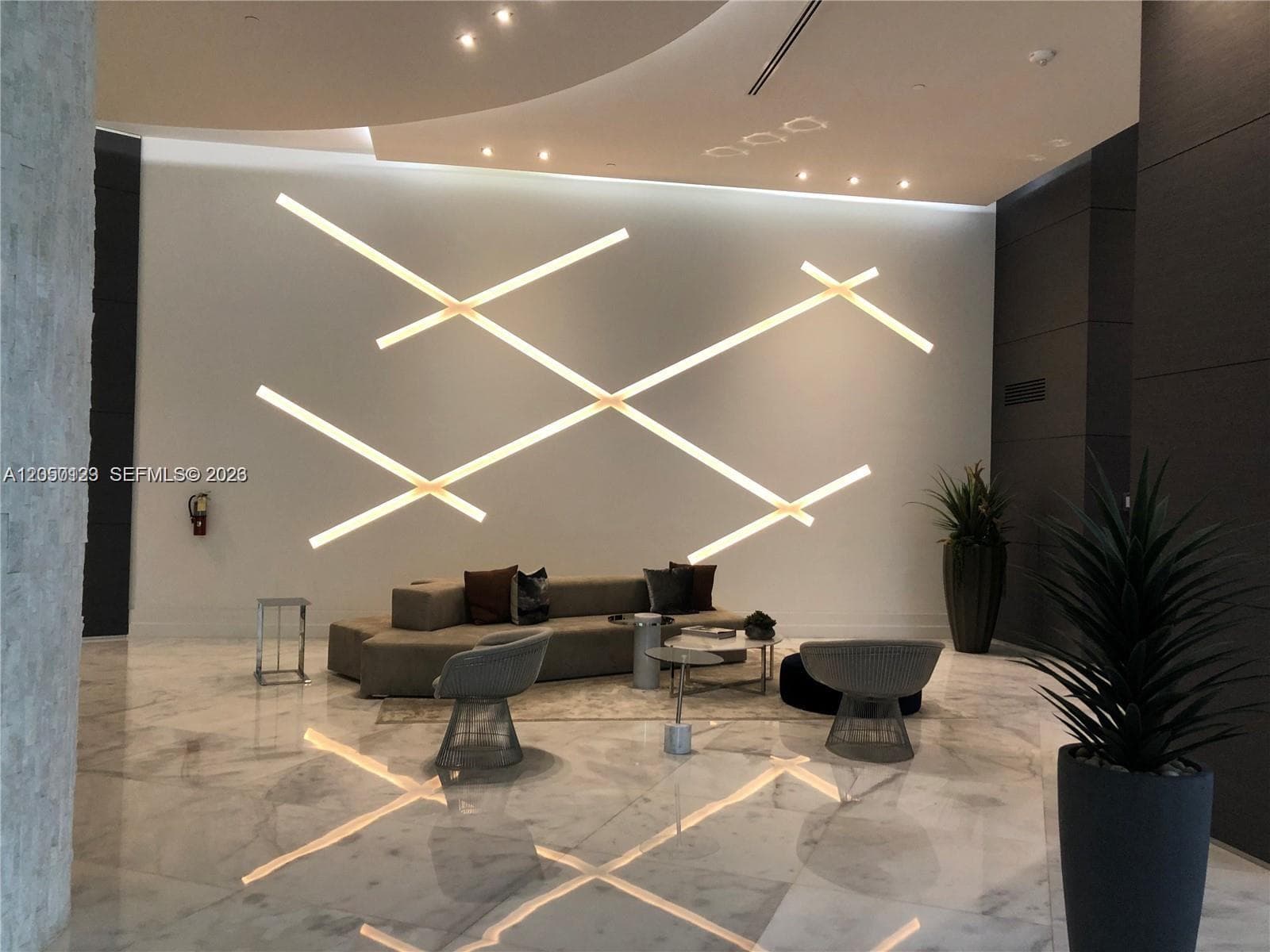 PARC CENTRAL AVENTURA EAS · #PH05 in Aventura - Photo 1