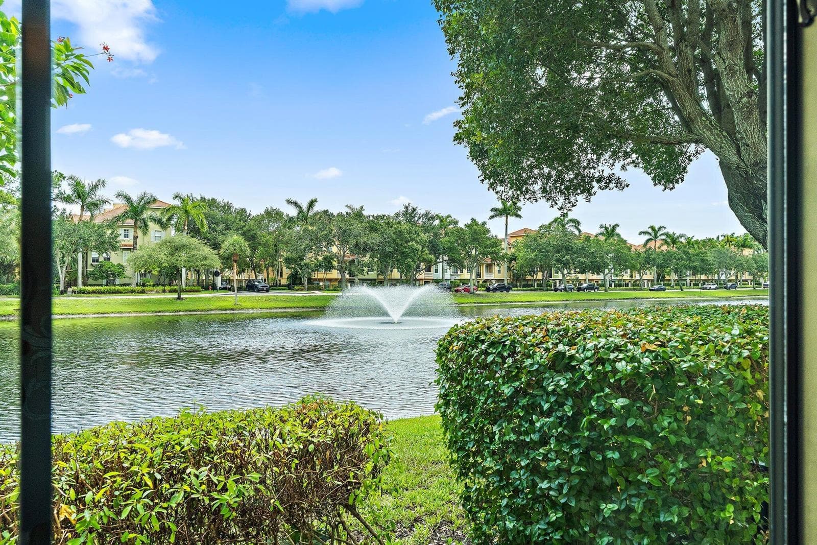 012-2805VeroniaDr-107-PalmBeachGardens-S
