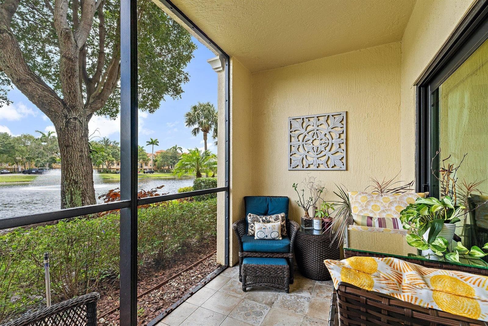 032-2805VeroniaDr-107-PalmBeachGardens-S