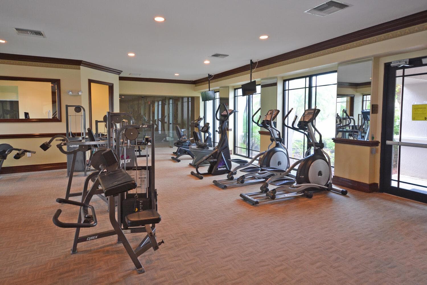 2811 Grande Pkwy Apt 106 Palm-large-046-