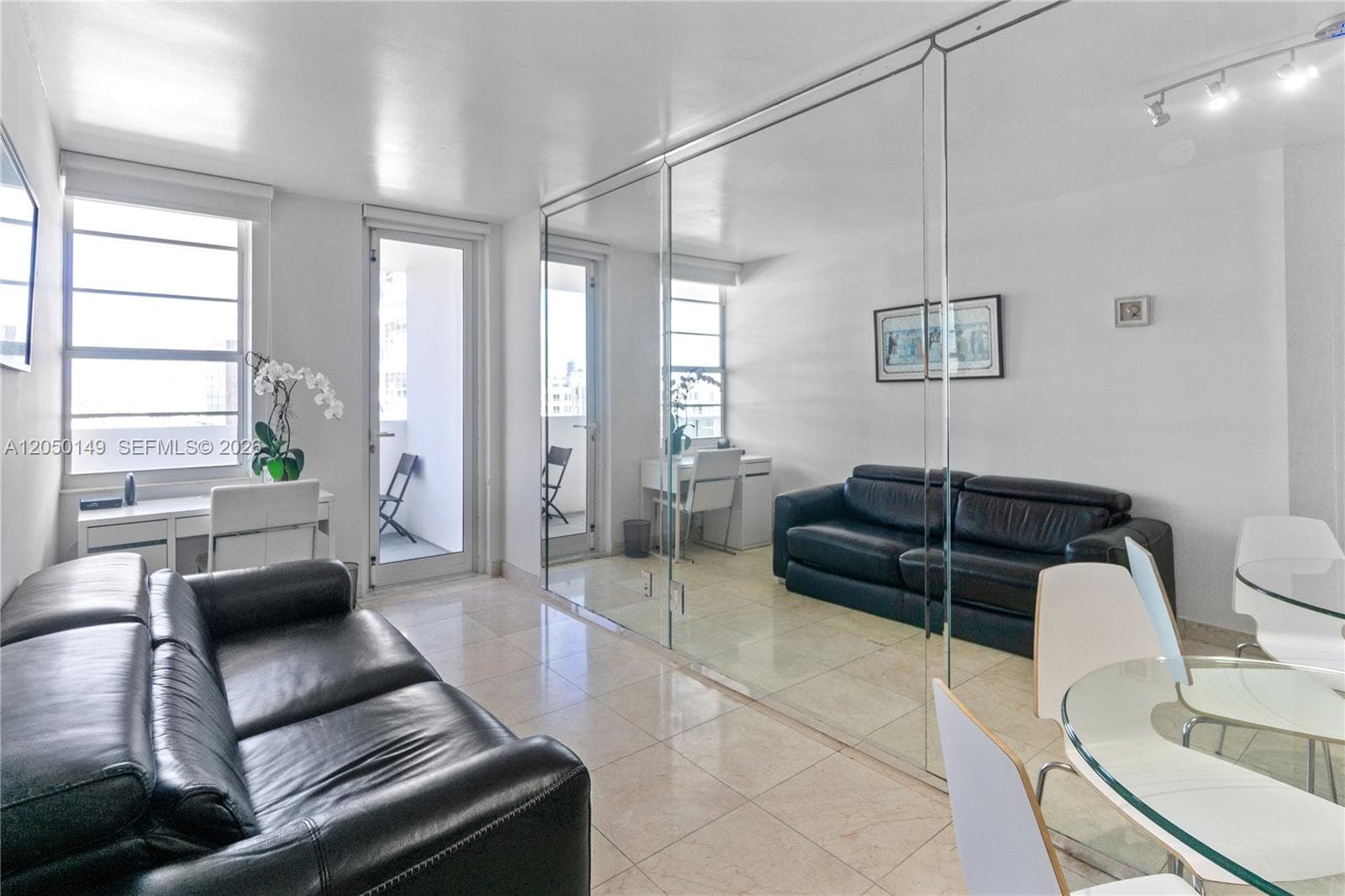 The Decoplage · #1020 in Miami Beach - Photo 1