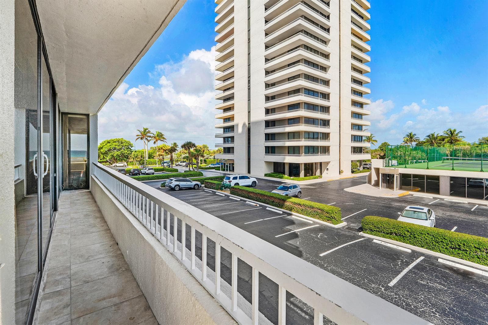 036-5540NorthOceanDrive-1C-RivieraBeach-