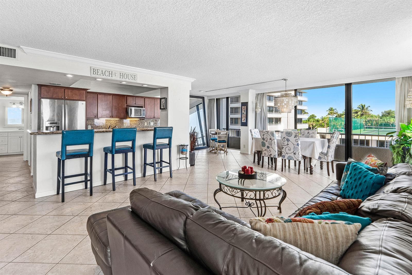 017-5540NorthOceanDrive-1C-RivieraBeach-