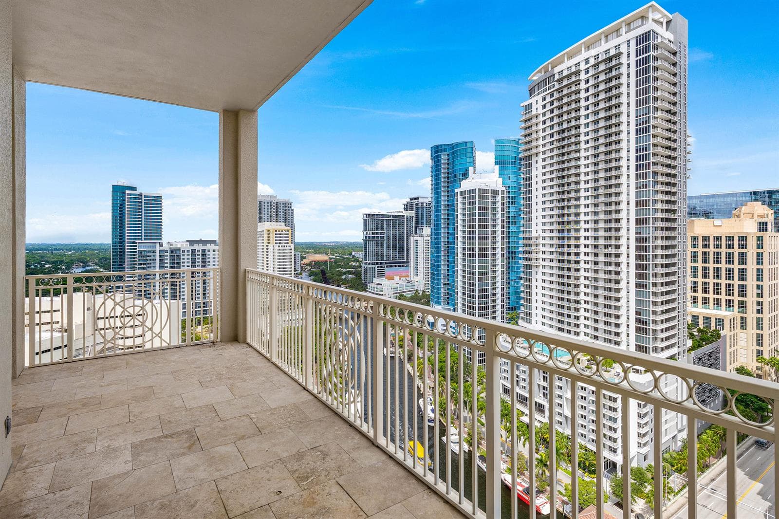 023-511Southeast5Avenue-2417-FortLauderd