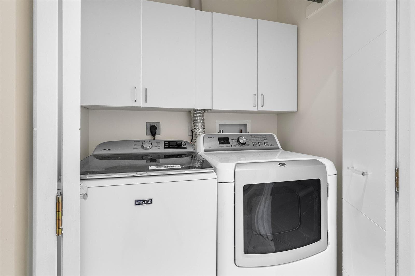 019-511Southeast5Avenue-2417-FortLauderd