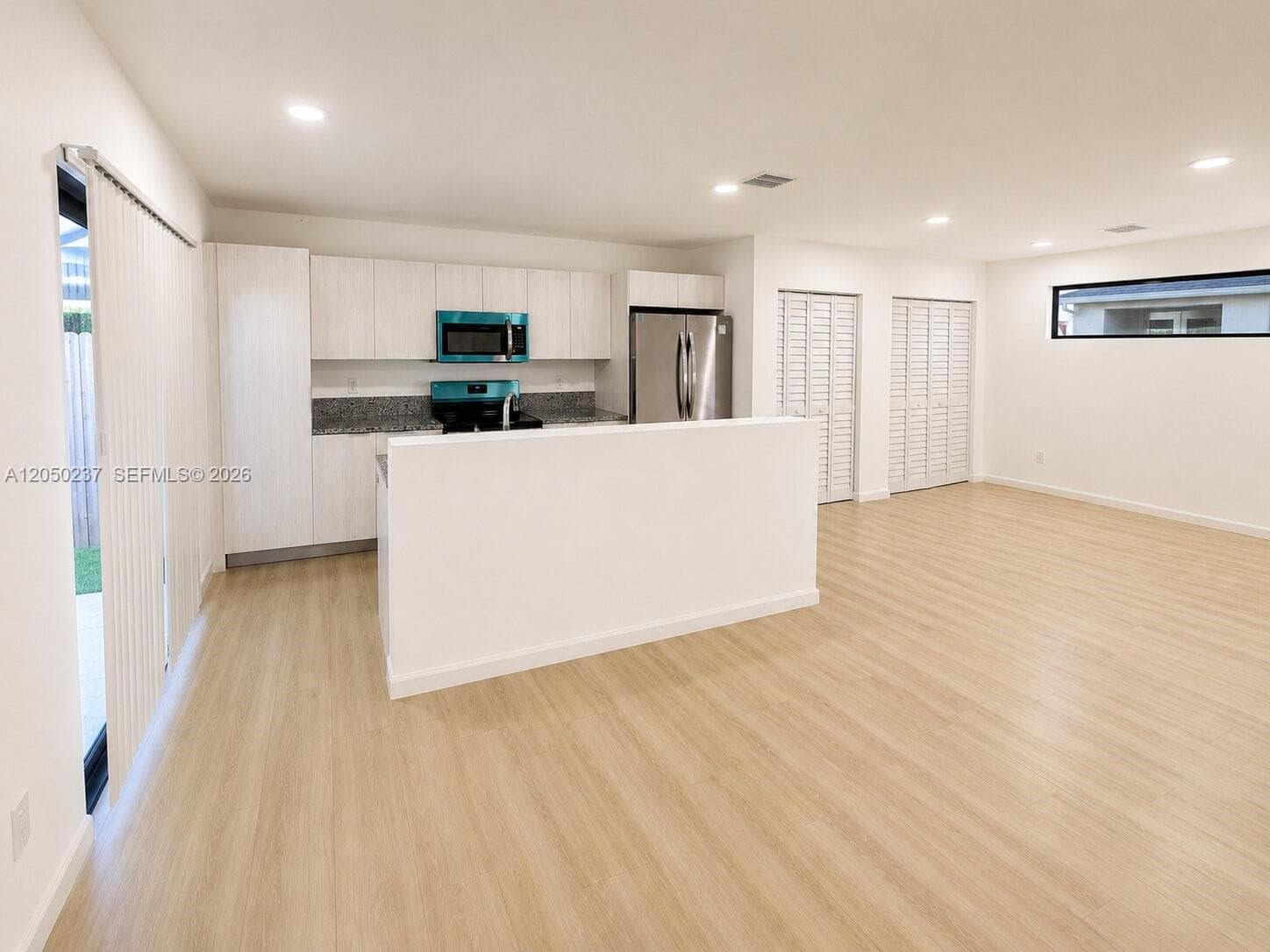 552 NW 7th St #6 photo 22