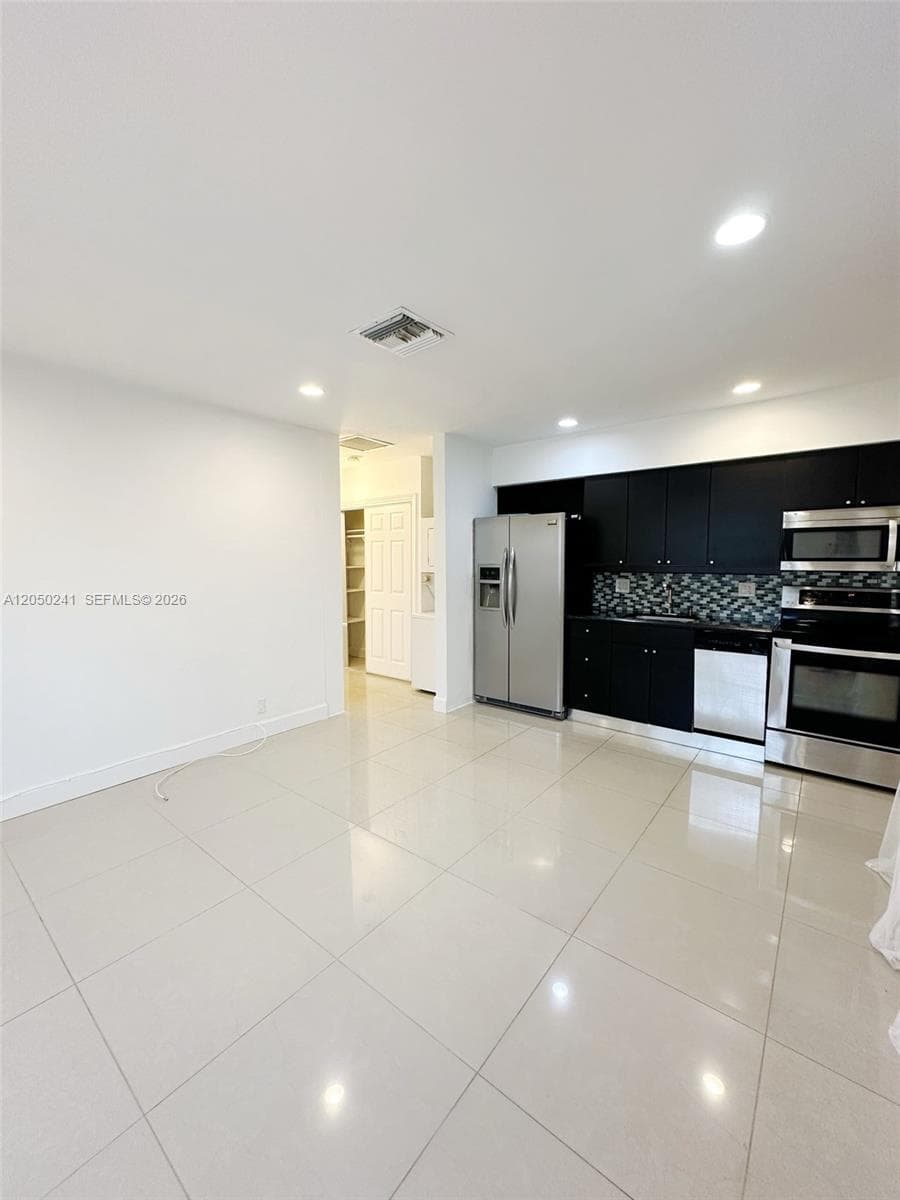 VICTORIA ISLES · #1 in Fort Lauderdale - Photo 2