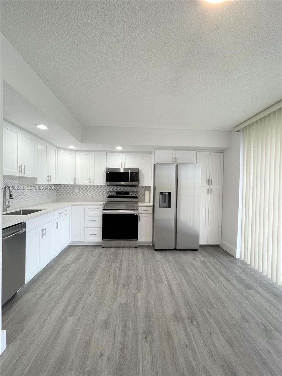 HORIZONS WEST CONDO #4 · #406 in Miami - Photo 2